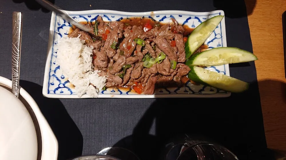 Boeuf Sauté Au Basilic