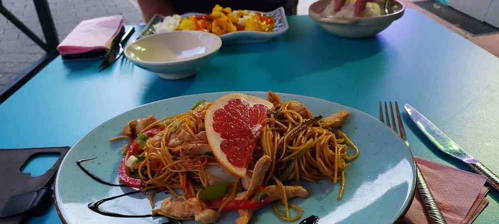 Nouille Saute Au Poulet